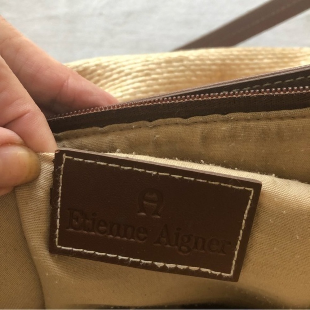 ETIENNE AIGNER UNIQUE Toucan Purse - Picture 2 of 8
